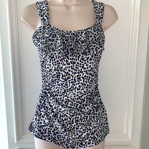 White House Black Market Cheetah print Cami XXS